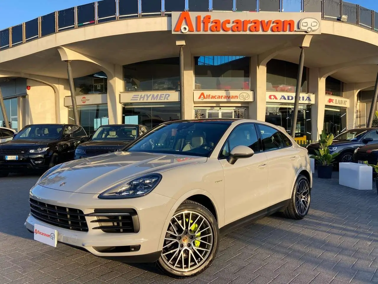 Photo 1 : Porsche Cayenne 2021 Hybrid