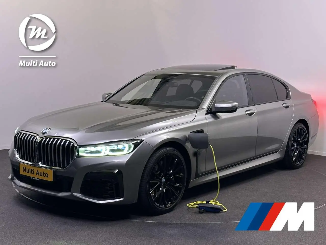 Photo 1 : Bmw Serie 7 2019 Hybride