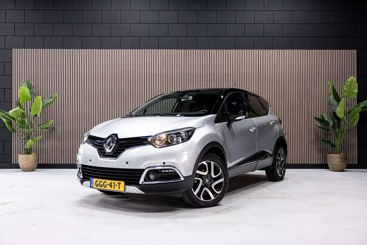 Photo 1 : Renault Captur 2016 Essence