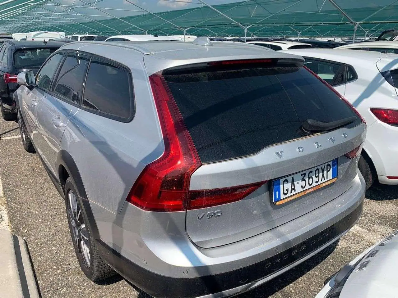 Photo 1 : Volvo V90 2020 Diesel