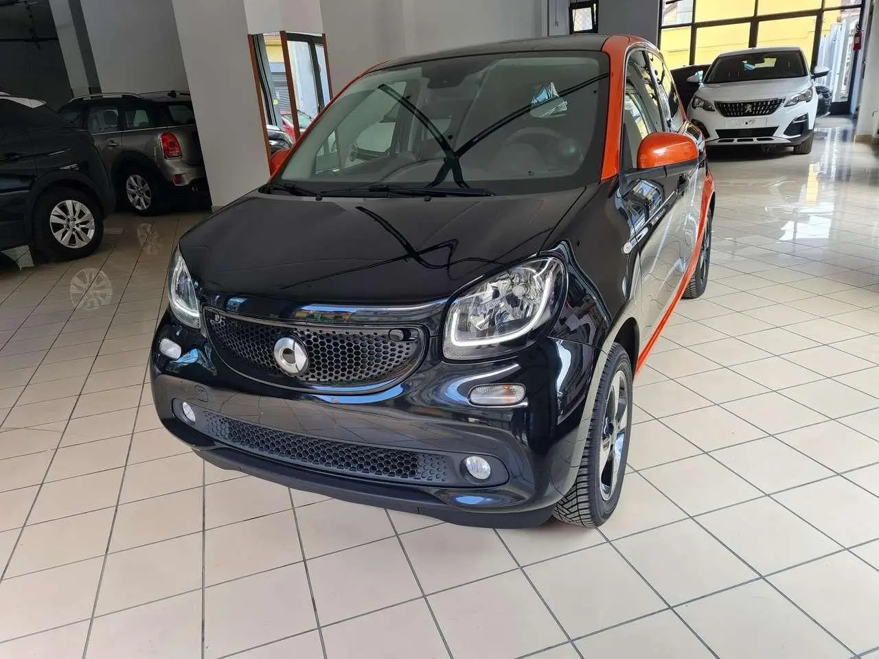 Photo 1 : Smart Forfour 2018 Petrol