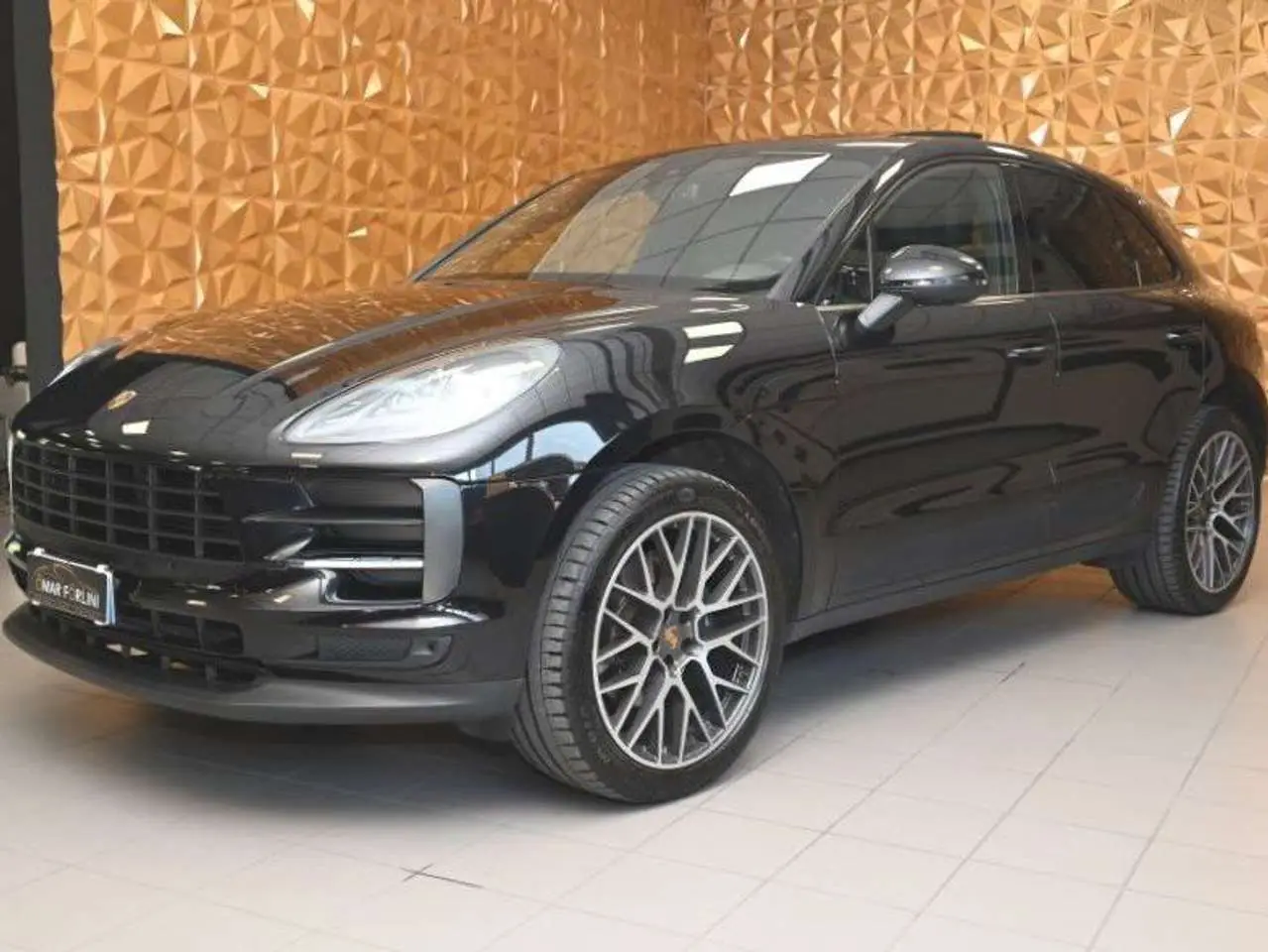 Photo 1 : Porsche Macan 2019 Petrol