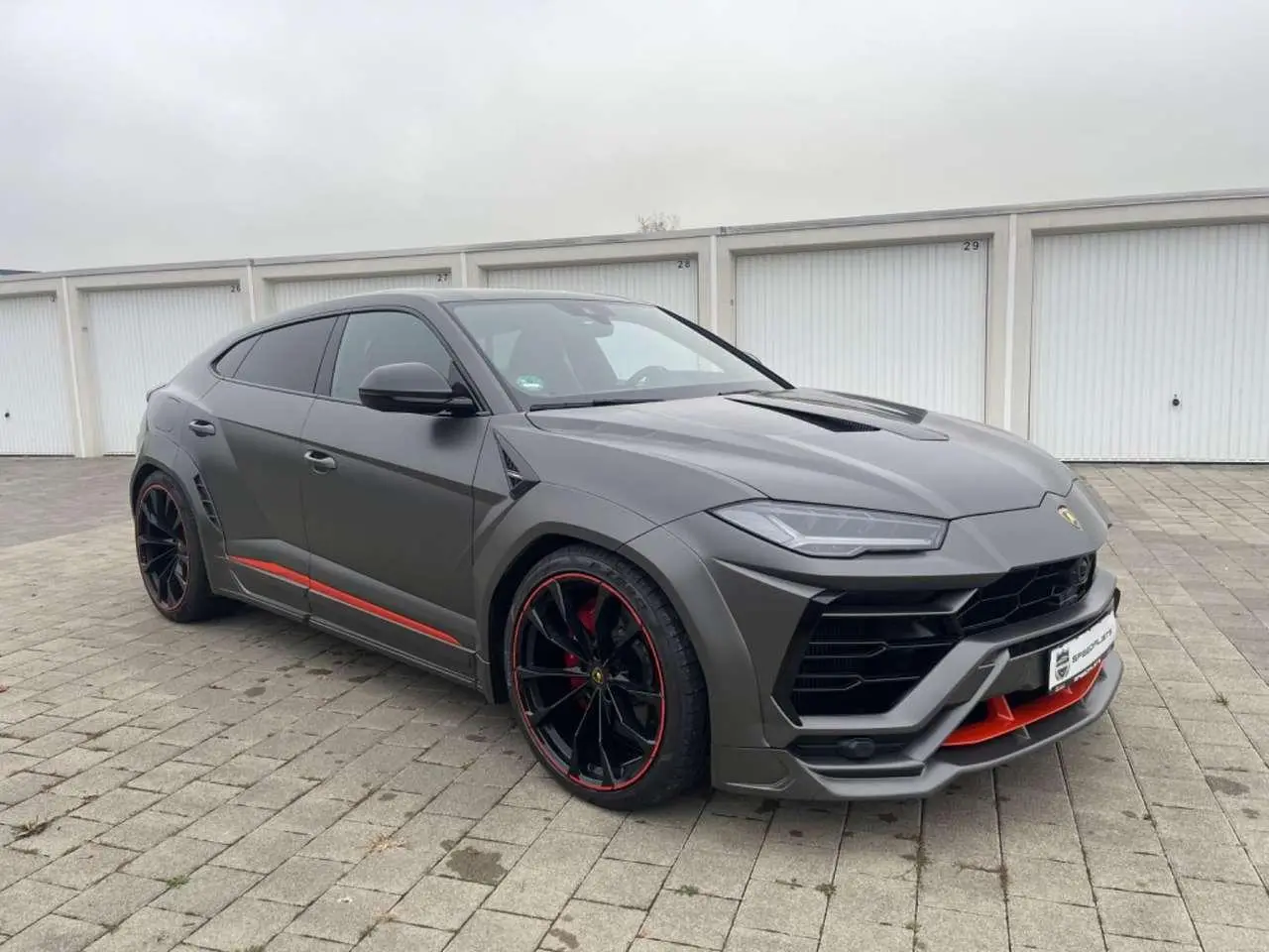 Photo 1 : Lamborghini Urus 2022 Petrol