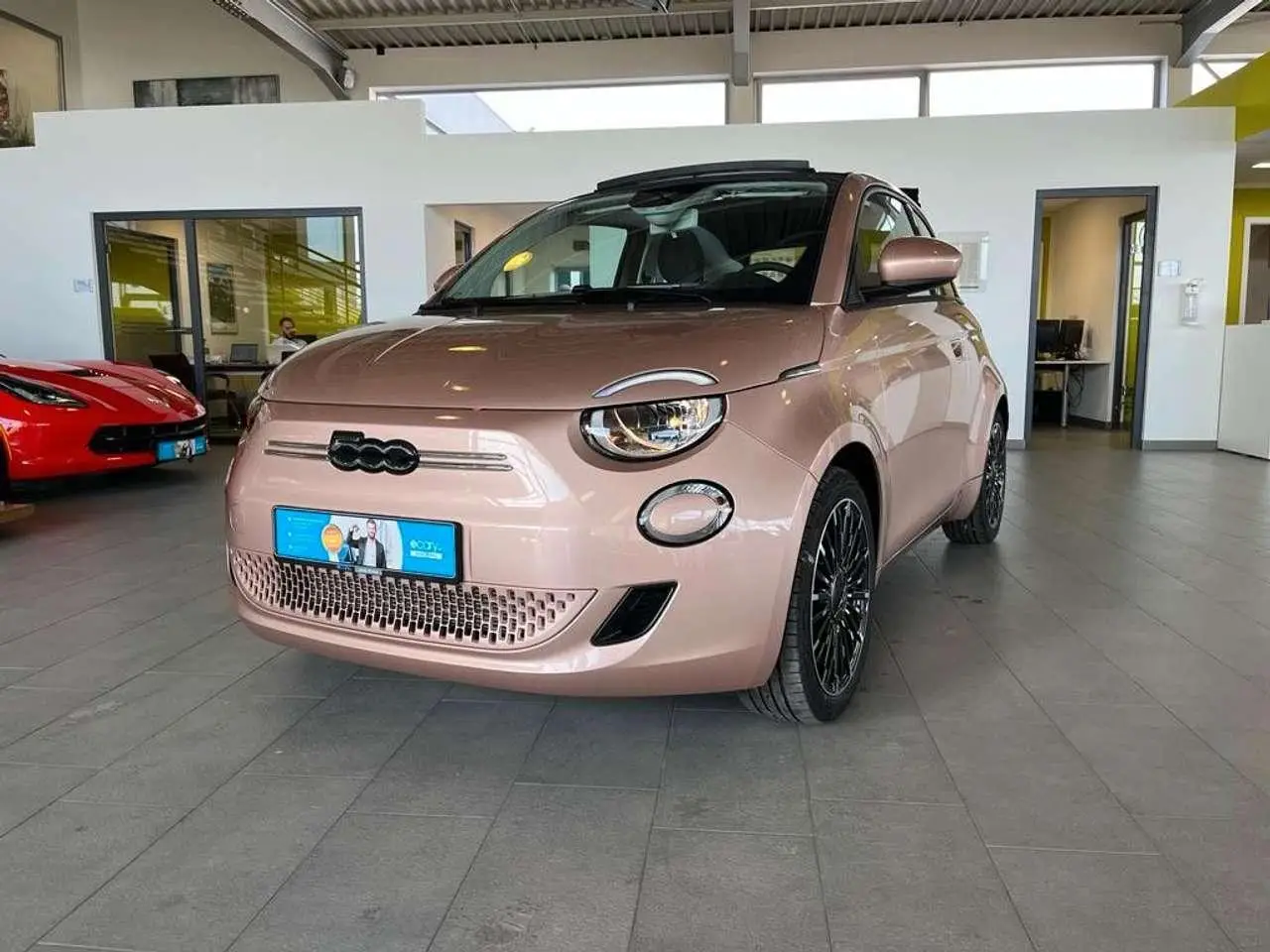 Photo 1 : Fiat 500 2023 Électrique