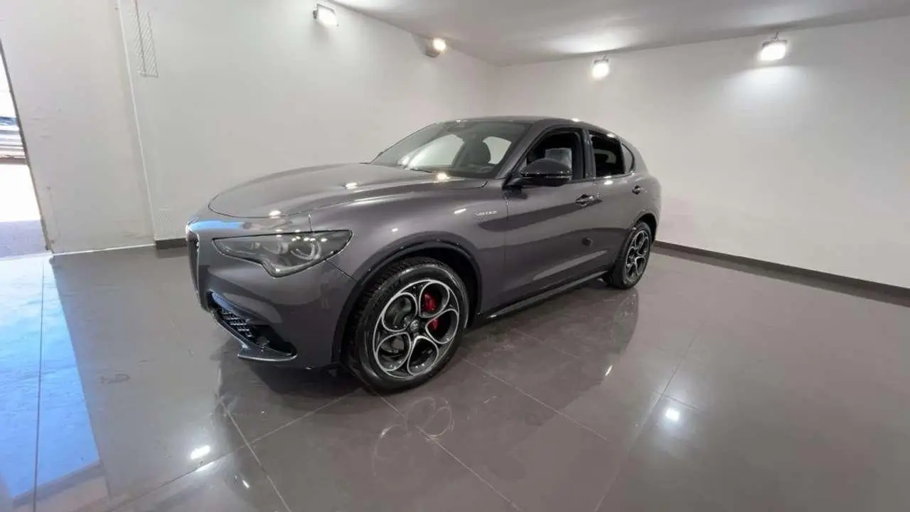 Photo 1 : Alfa Romeo Stelvio 2024 Diesel