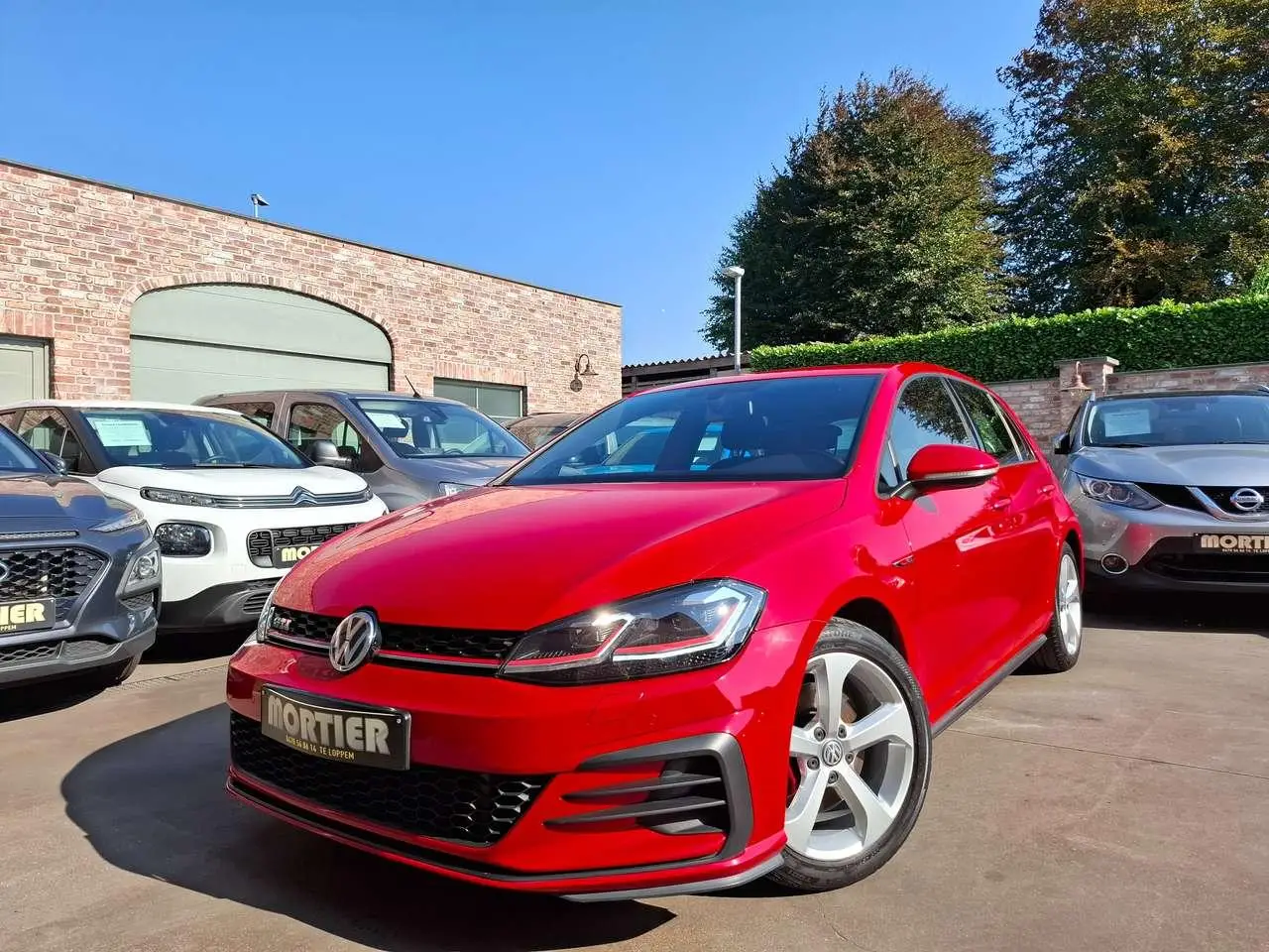 Photo 1 : Volkswagen Golf 2018 Petrol