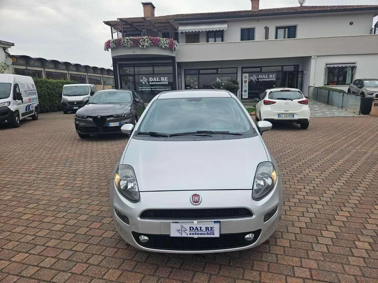 Photo 1 : Fiat Punto 2015 LPG