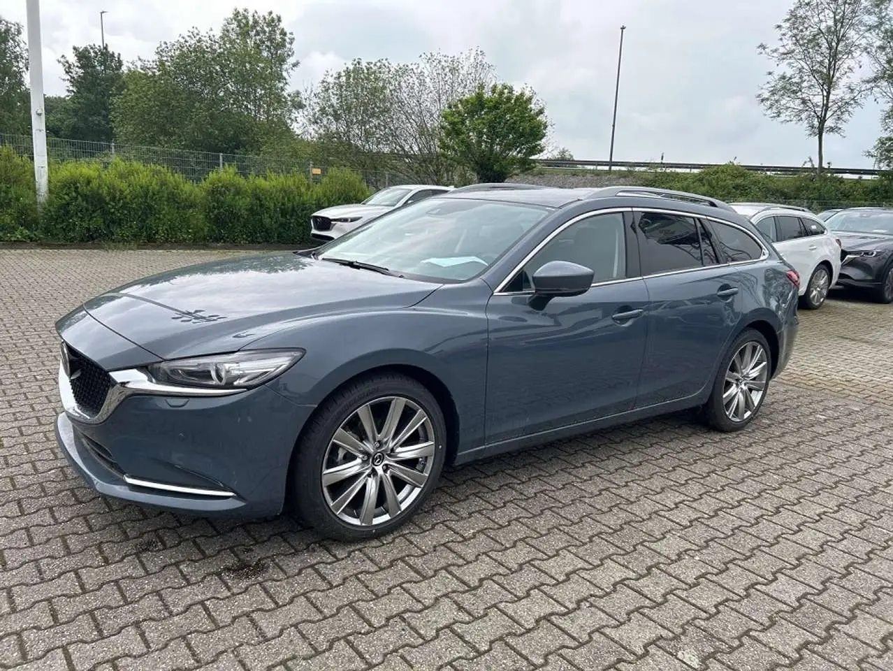 Photo 1 : Mazda 6 2023 Petrol