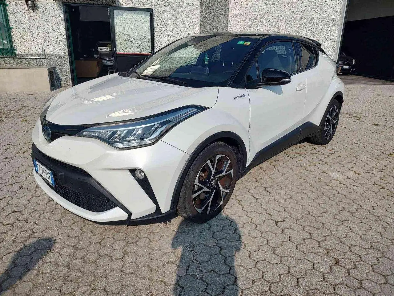 Photo 1 : Toyota C-hr 2019 Hybrid