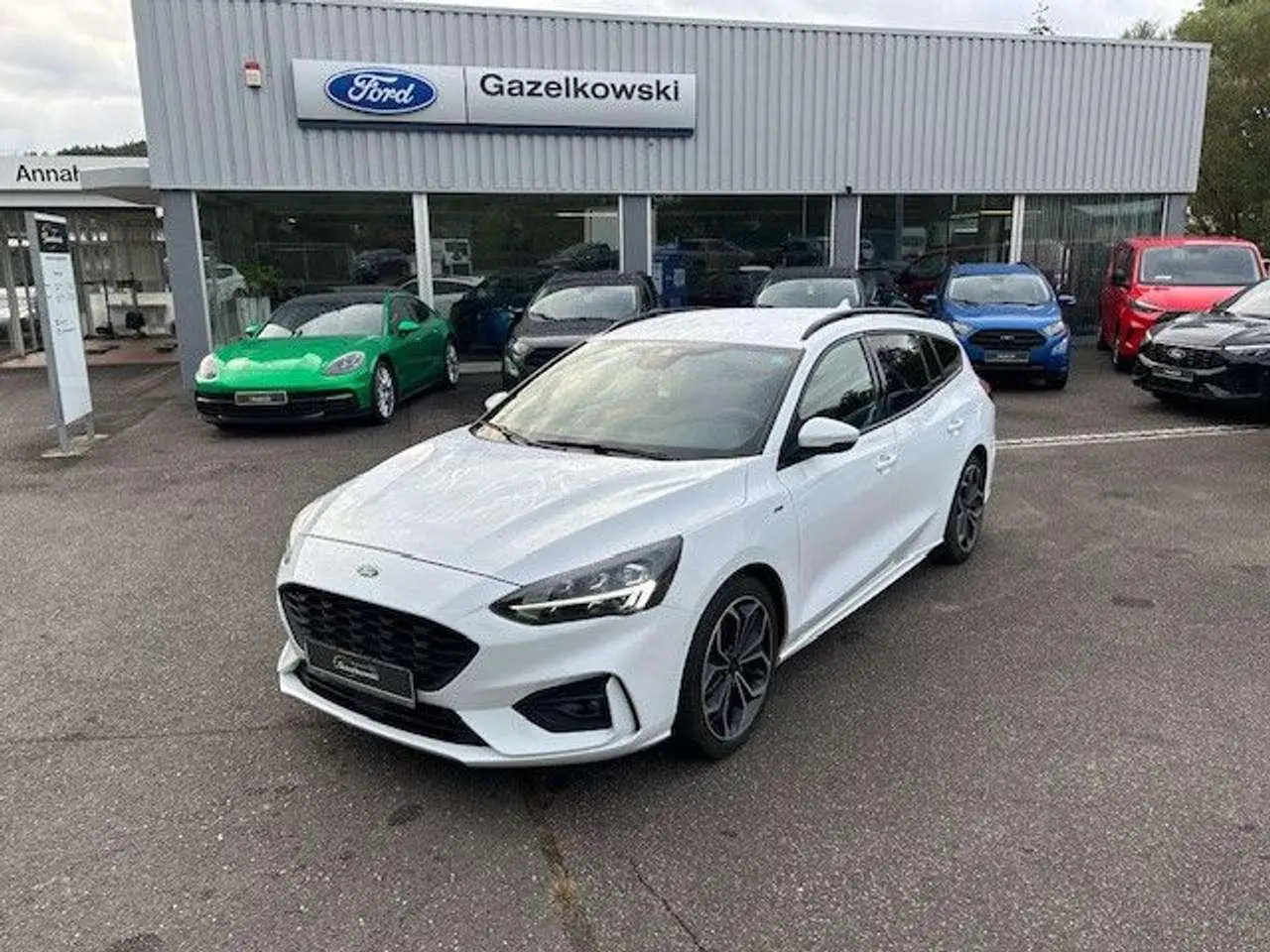 Photo 1 : Ford Focus 2018 Petrol