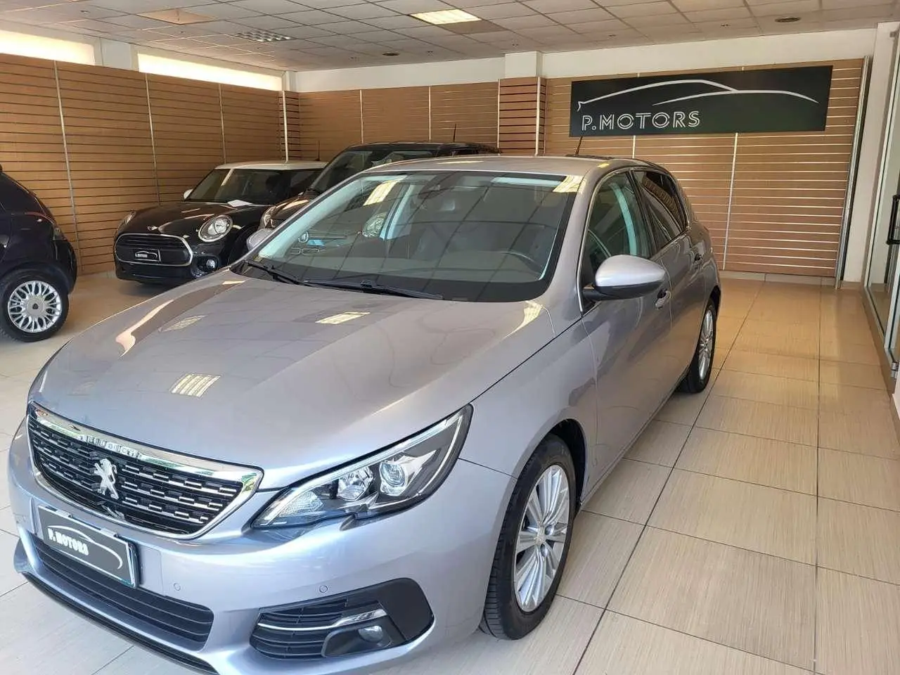 Photo 1 : Peugeot 308 2021 Petrol