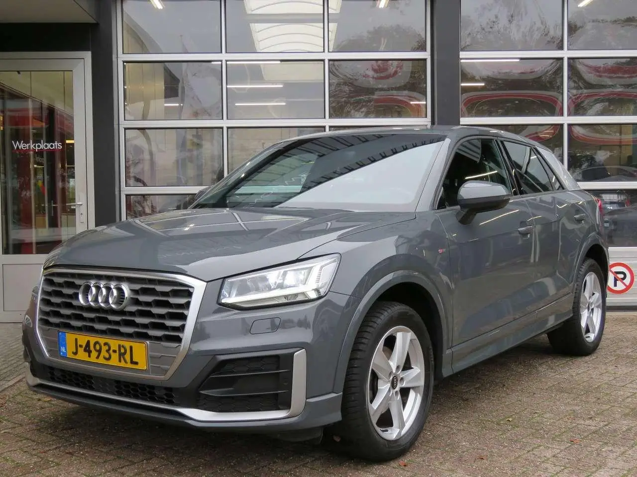 Photo 1 : Audi Q2 2020 Essence