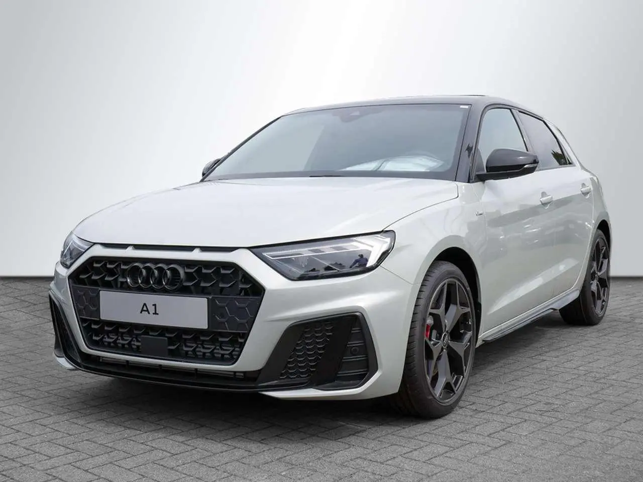 Photo 1 : Audi A1 2024 Petrol