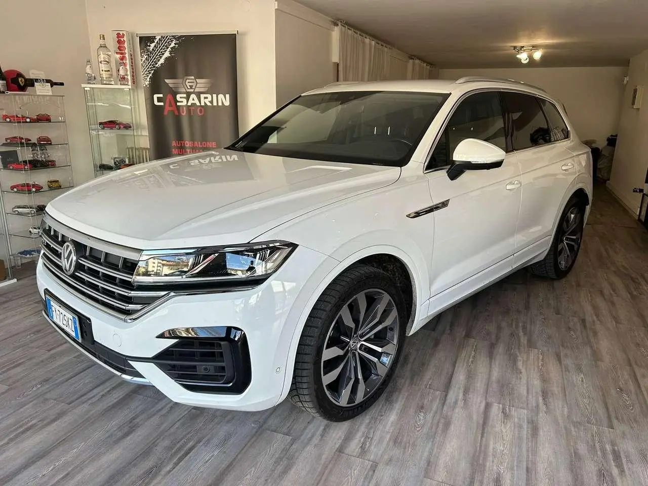 Photo 1 : Volkswagen Touareg 2019 Diesel