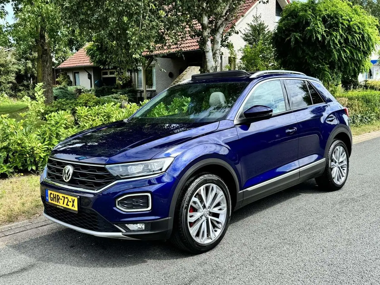 Photo 1 : Volkswagen T-roc 2019 Petrol