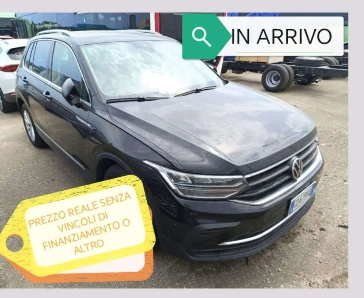 Photo 1 : Volkswagen Tiguan 2021 Essence