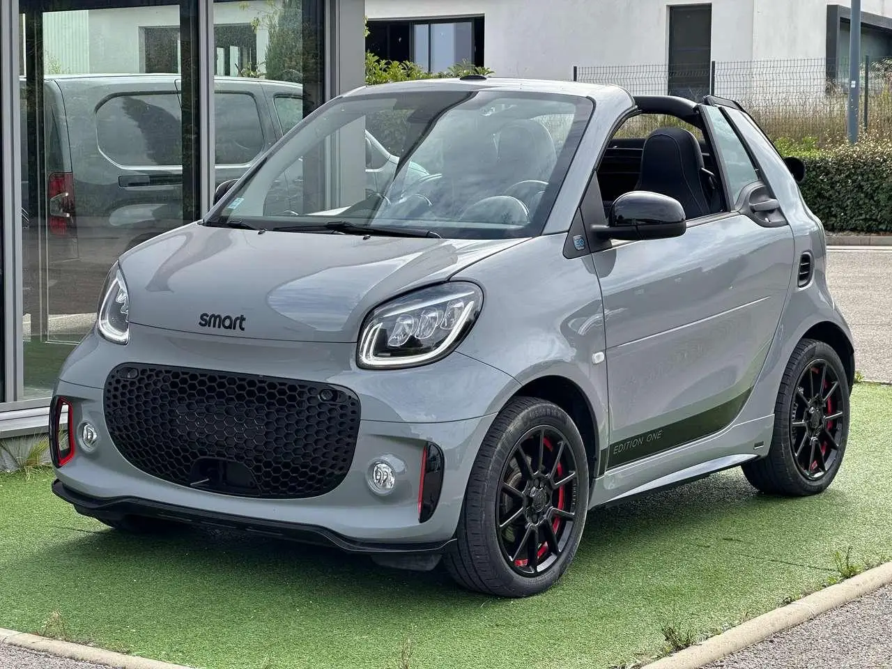 Photo 1 : Smart Fortwo 2020 Electric