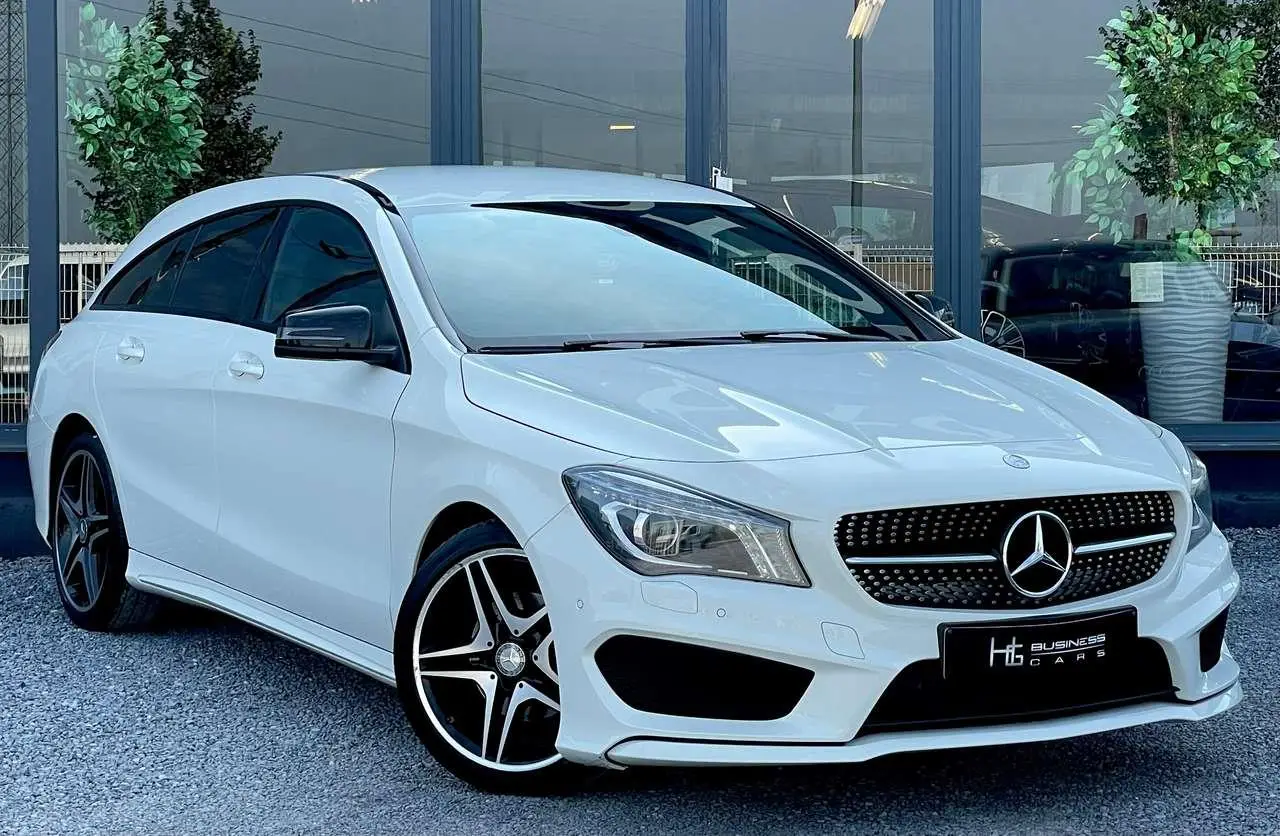 Photo 1 : Mercedes-benz Classe Cla 2015 Petrol