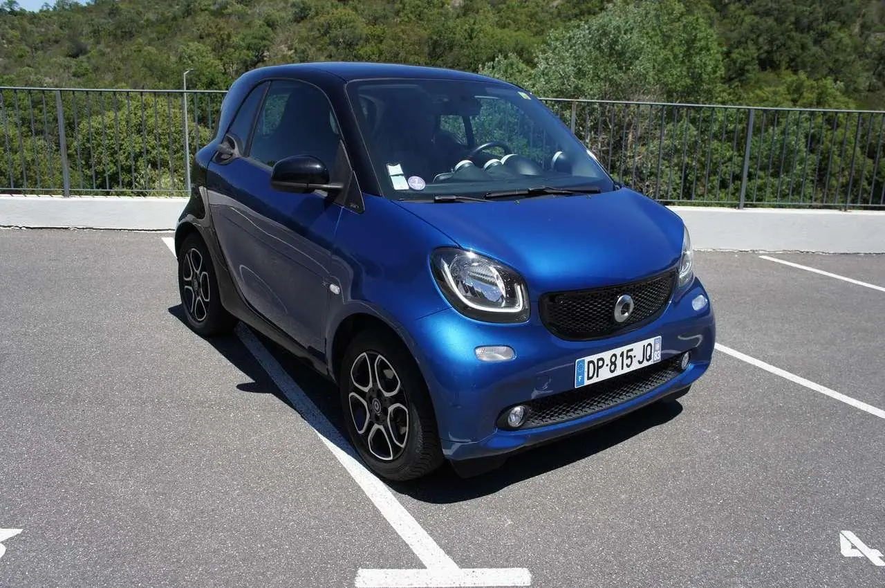 Photo 1 : Smart Fortwo 2015 Petrol