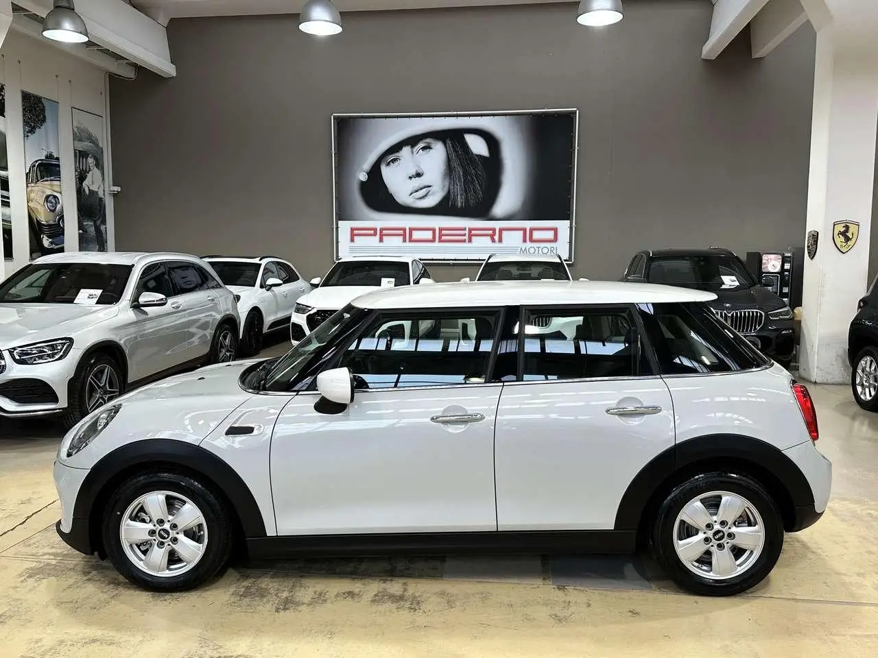 Photo 1 : Mini Cooper 2020 Petrol