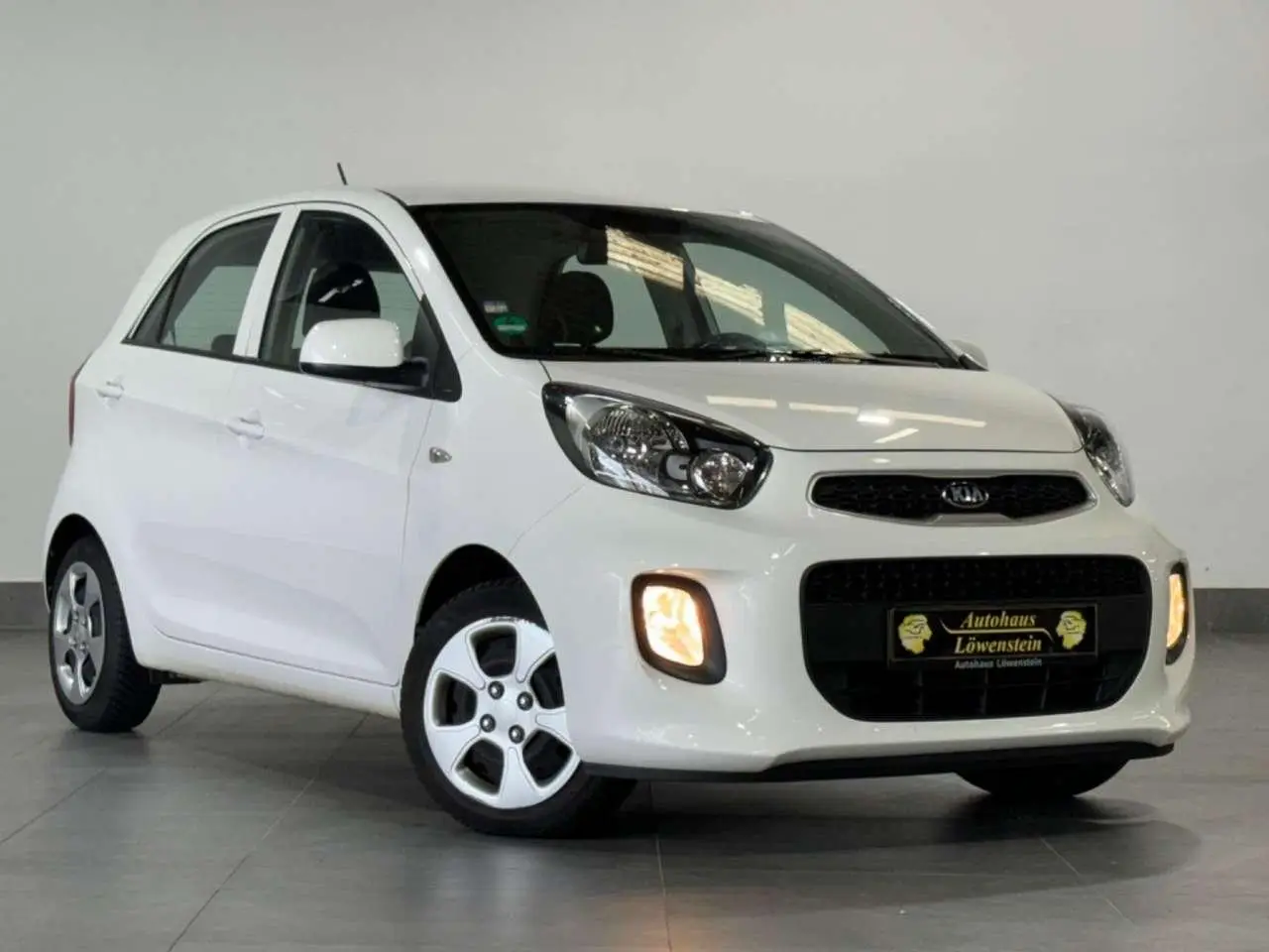 Photo 1 : Kia Picanto 2016 Petrol