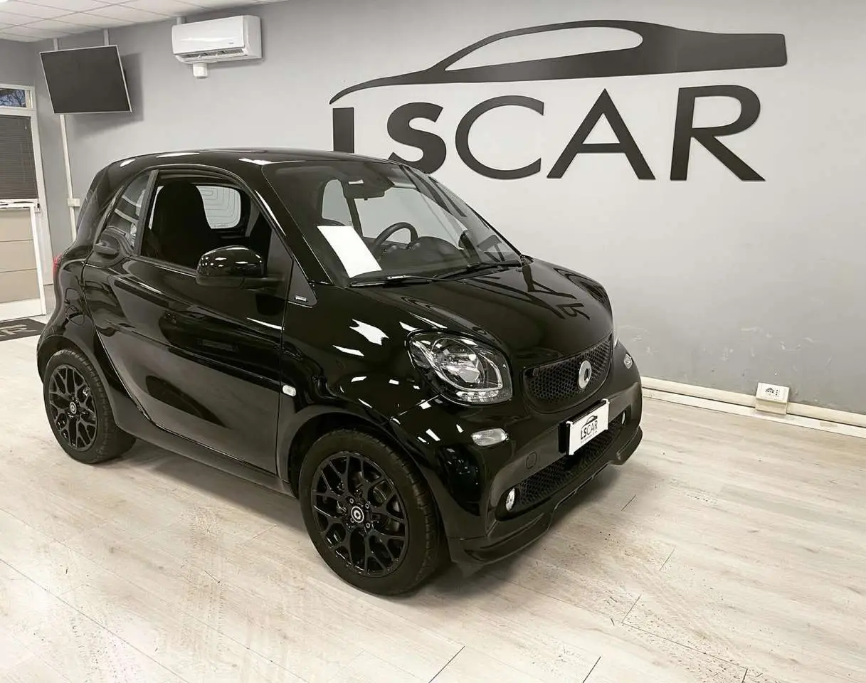 Photo 1 : Smart Fortwo 2019 Petrol