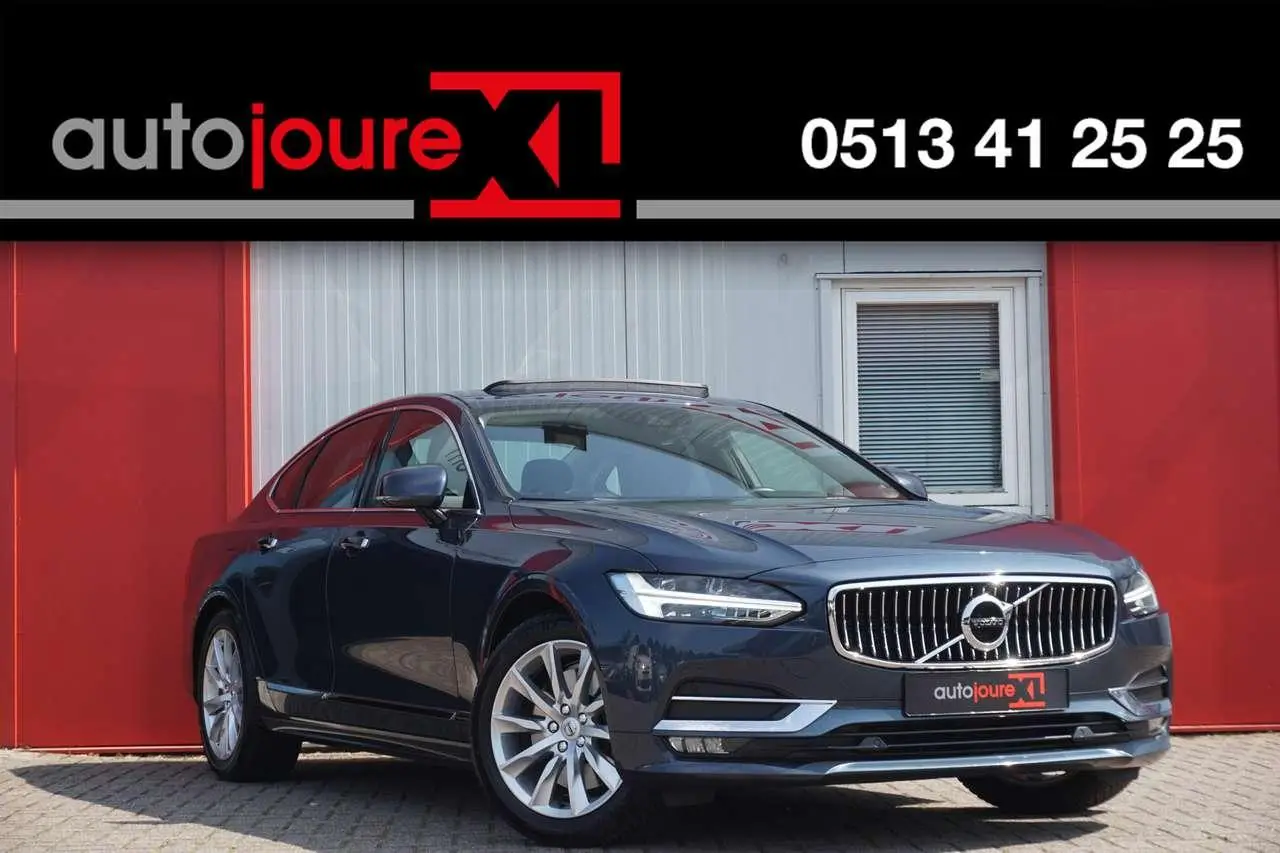 Photo 1 : Volvo S90 2020 Petrol