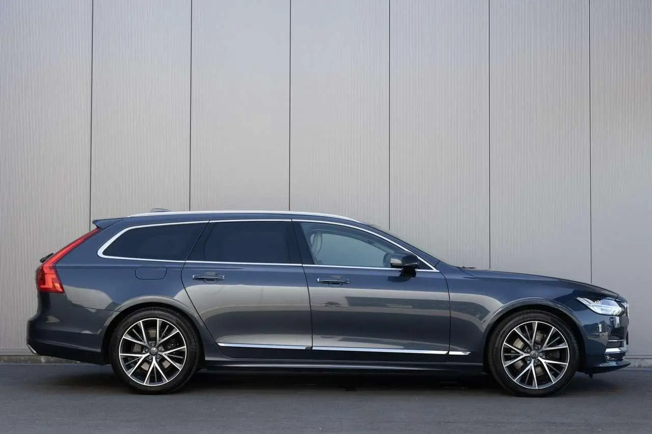 Photo 1 : Volvo V90 2020 Petrol