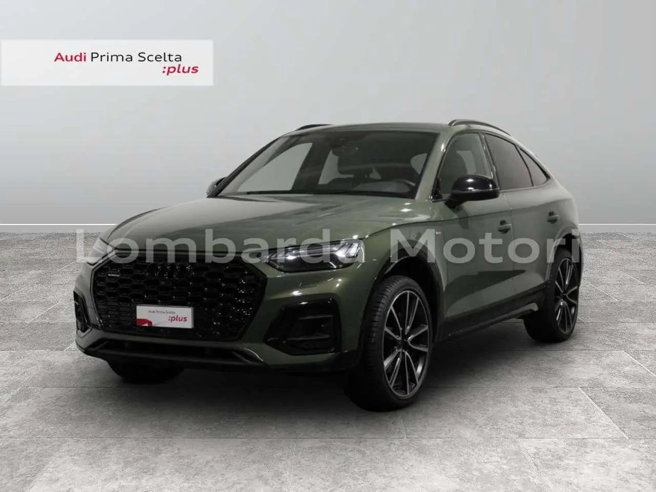 Photo 1 : Audi Q5 2023 Hybride