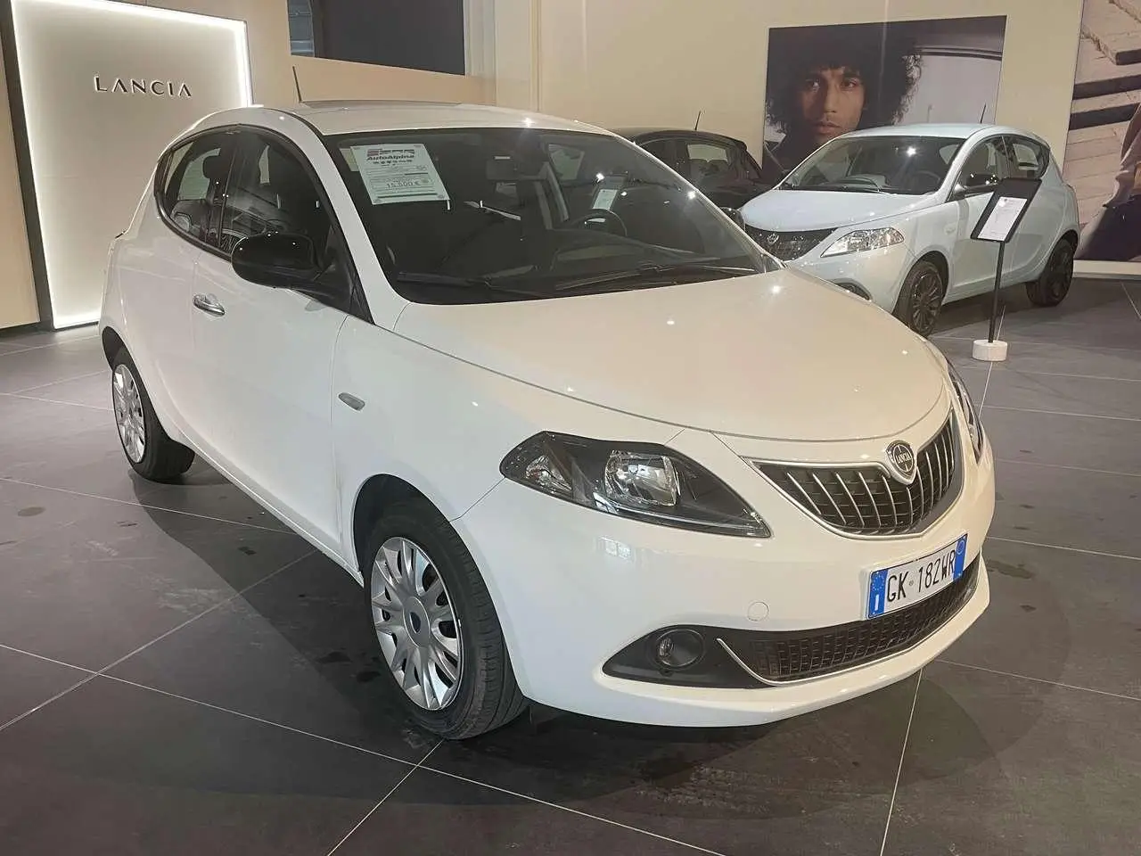 Photo 1 : Lancia Ypsilon 2022 Hybrid