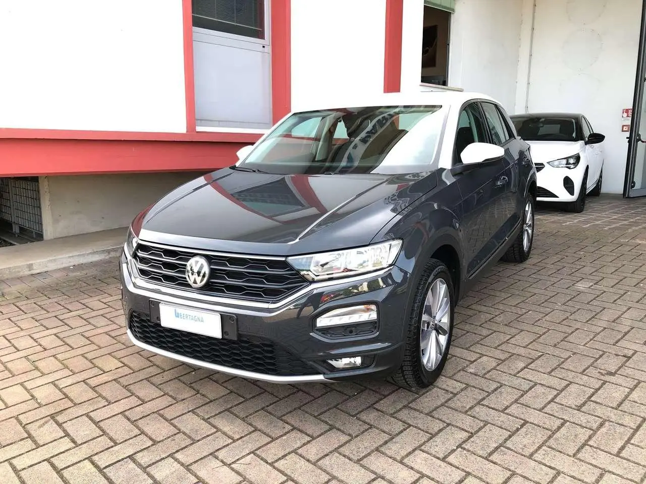 Photo 1 : Volkswagen T-roc 2021 Petrol