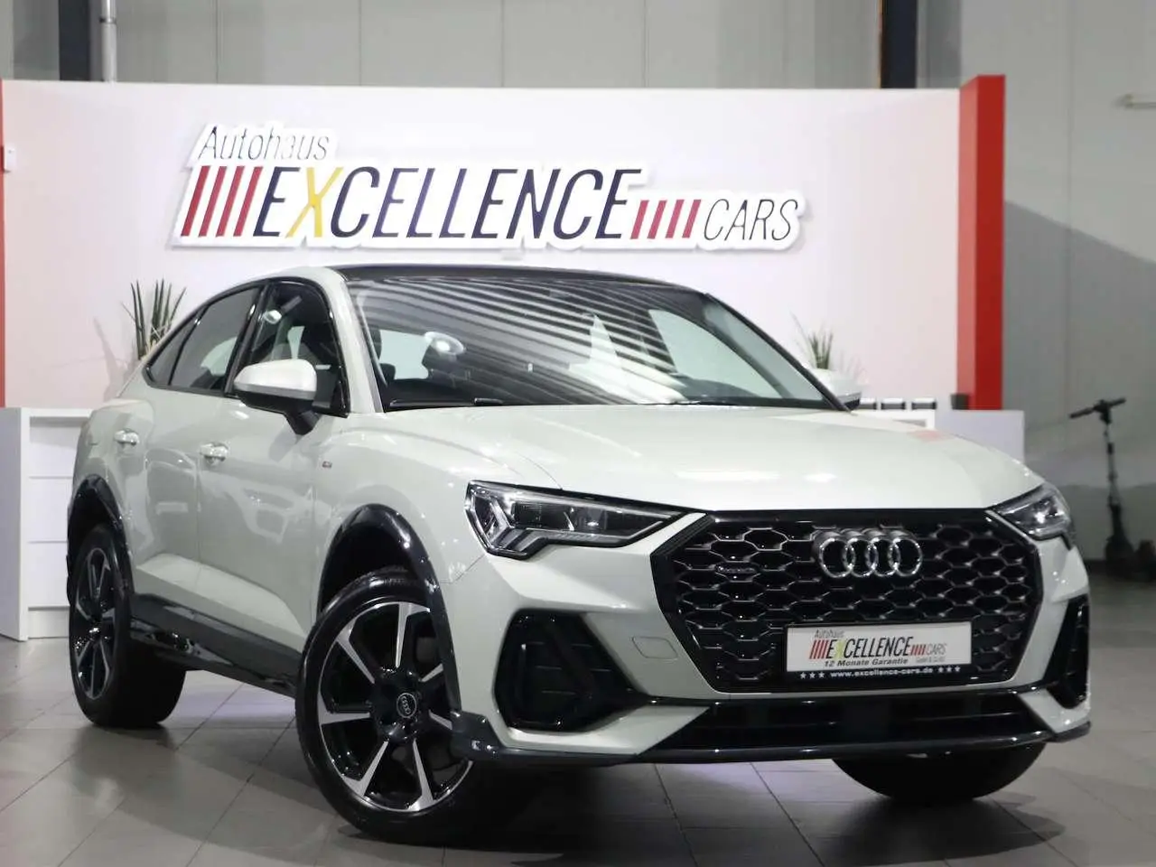 Photo 1 : Audi Q3 2021 Essence