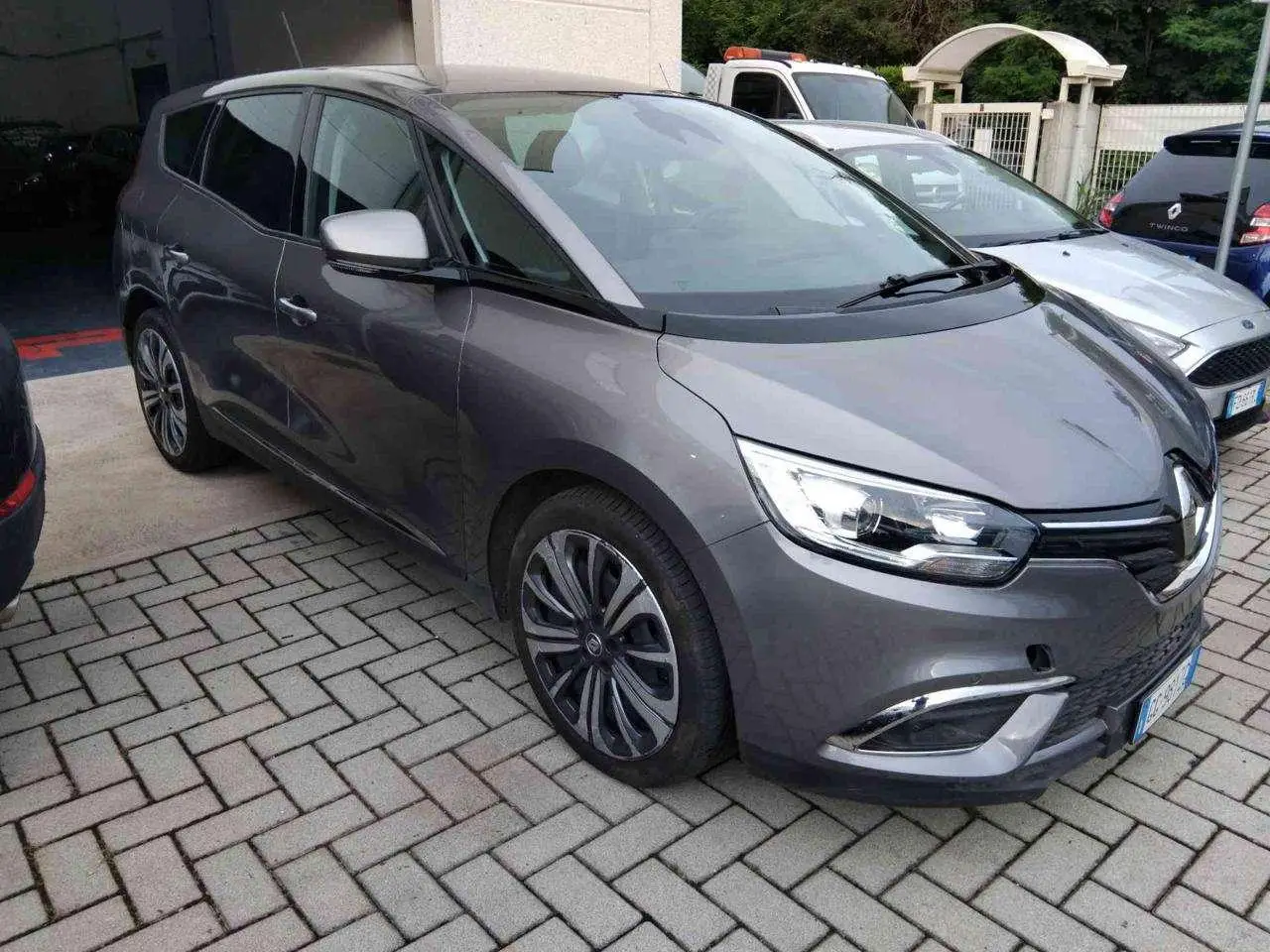 Photo 1 : Renault Grand Scenic 2021 Petrol