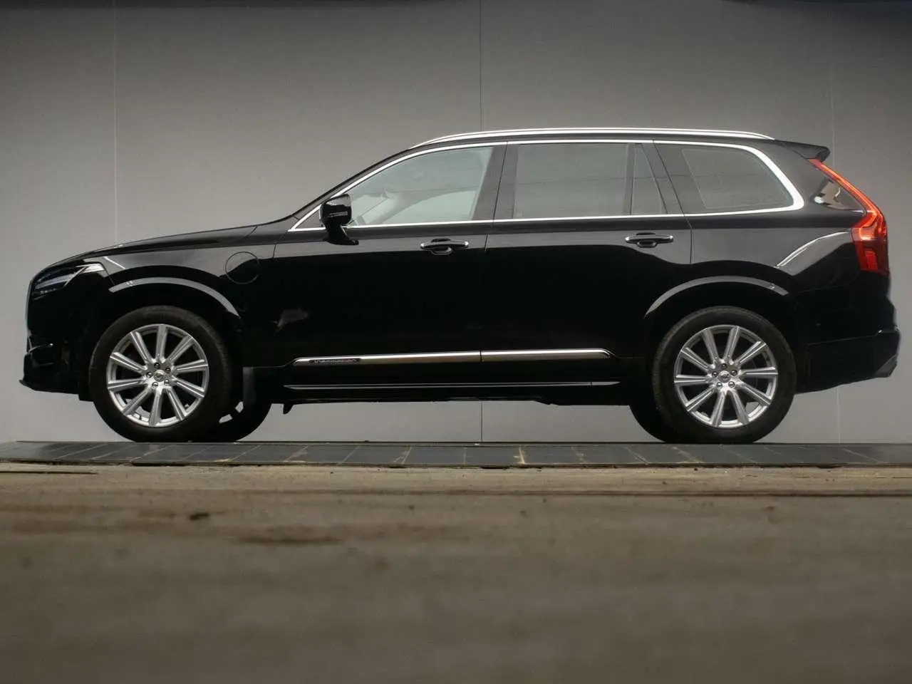 Photo 1 : Volvo Xc90 2015 Hybrid