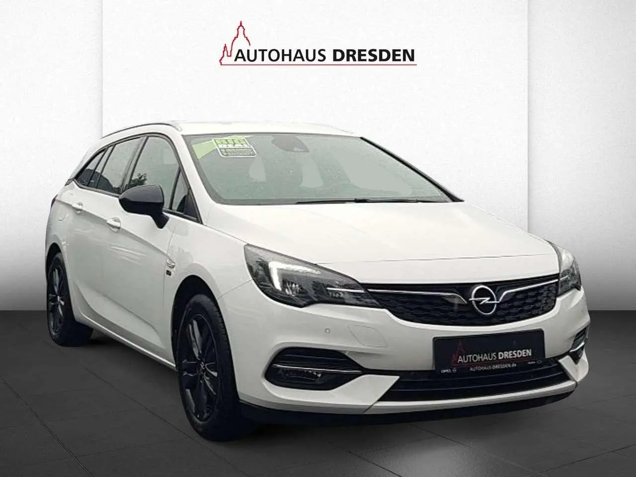 Photo 1 : Opel Astra 2020 Petrol