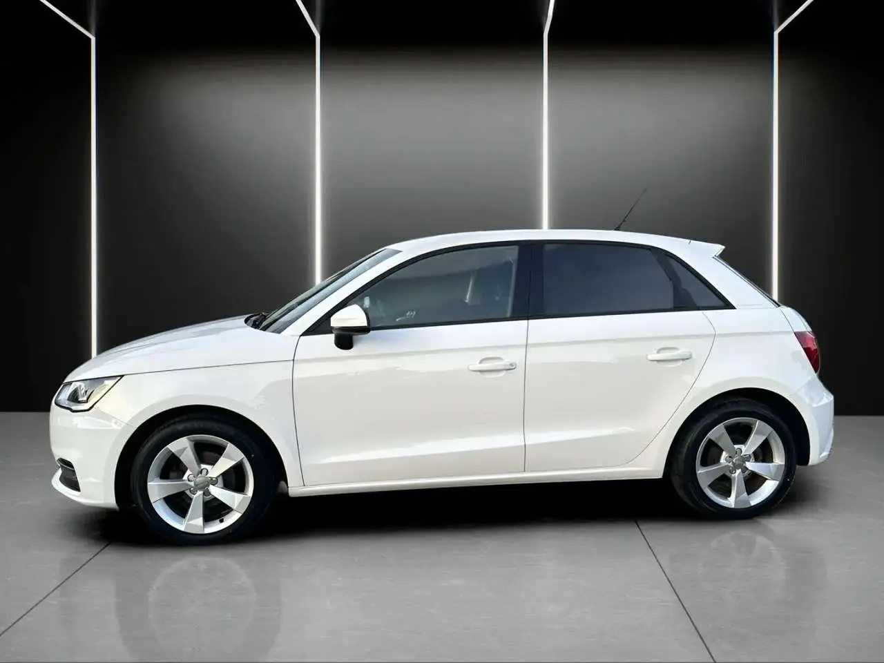 Photo 1 : Audi A1 2017 Essence