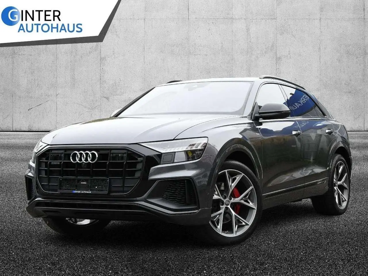 Photo 1 : Audi Q8 2018 Diesel