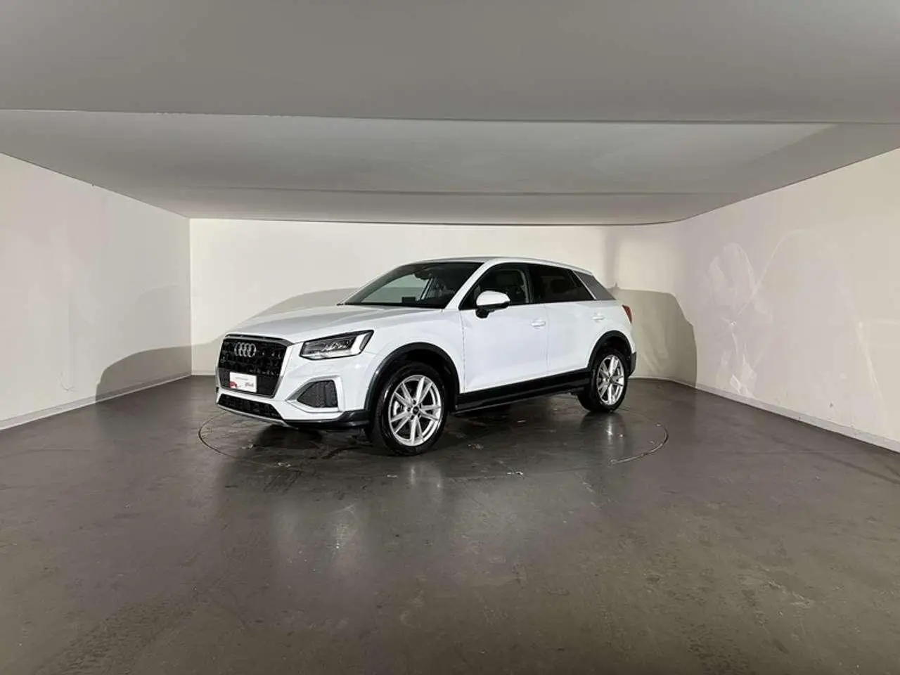 Photo 1 : Audi Q2 2023 Essence