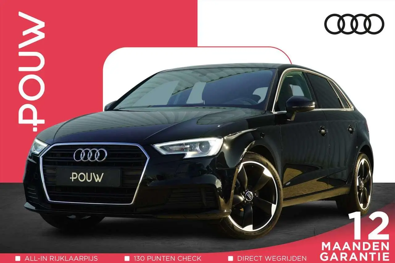 Photo 1 : Audi A3 2019 Petrol