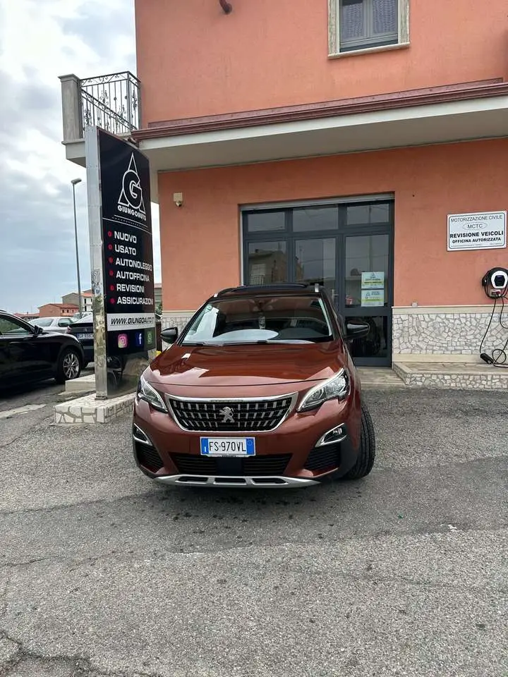 Photo 1 : Peugeot 3008 2018 Diesel