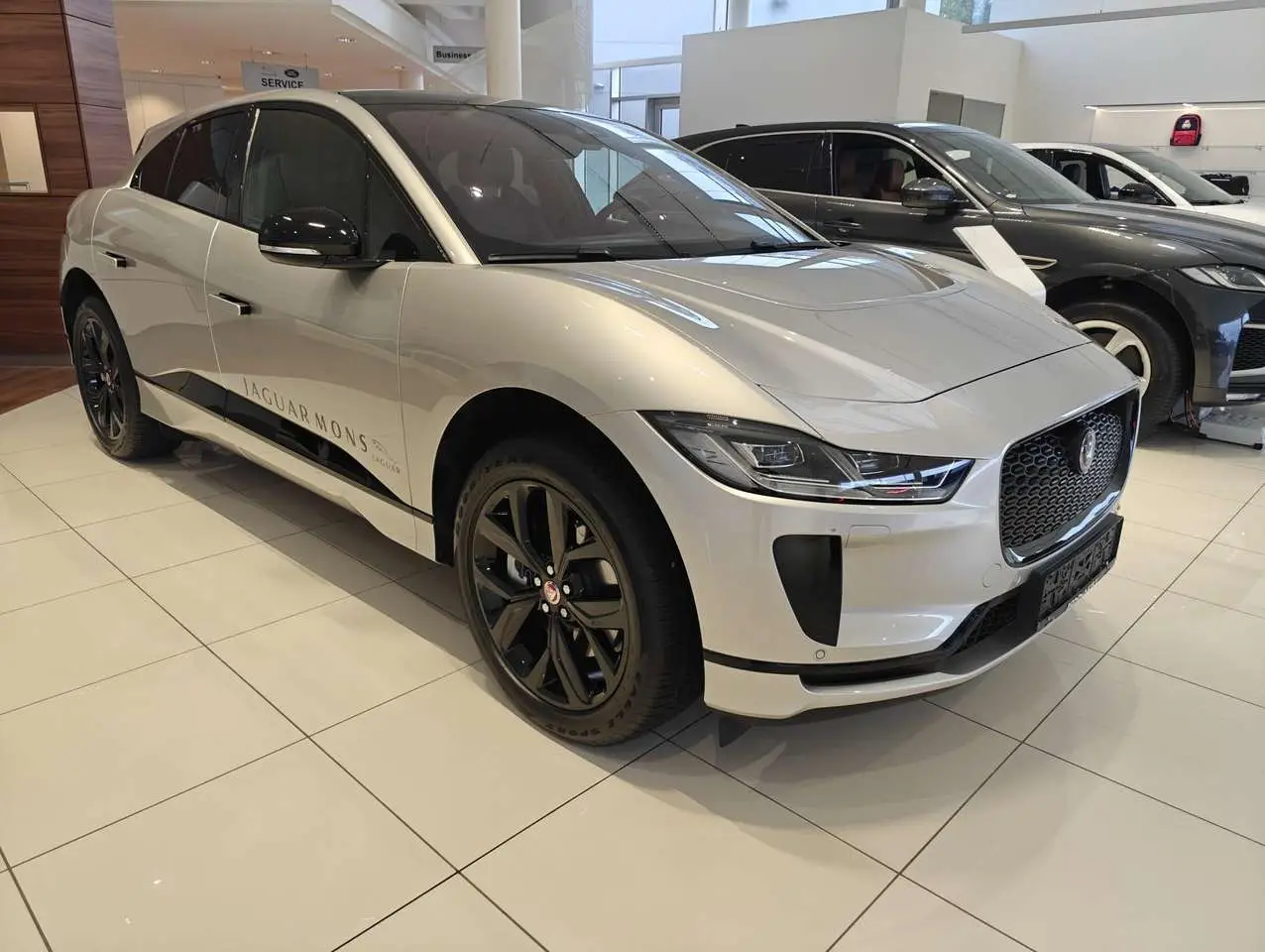 Photo 1 : Jaguar I-pace 2024 Électrique