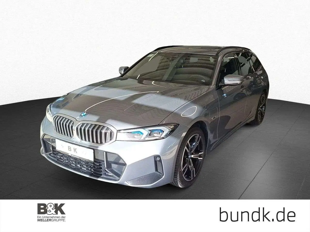 Photo 1 : Bmw Serie 3 2023 Hybrid