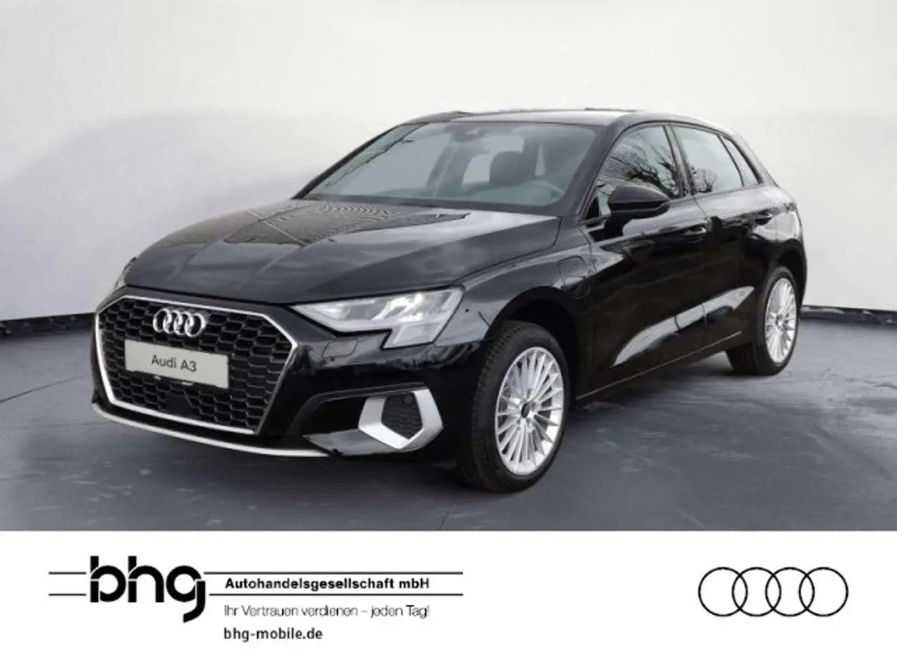 Photo 1 : Audi A3 2024 Hybrid