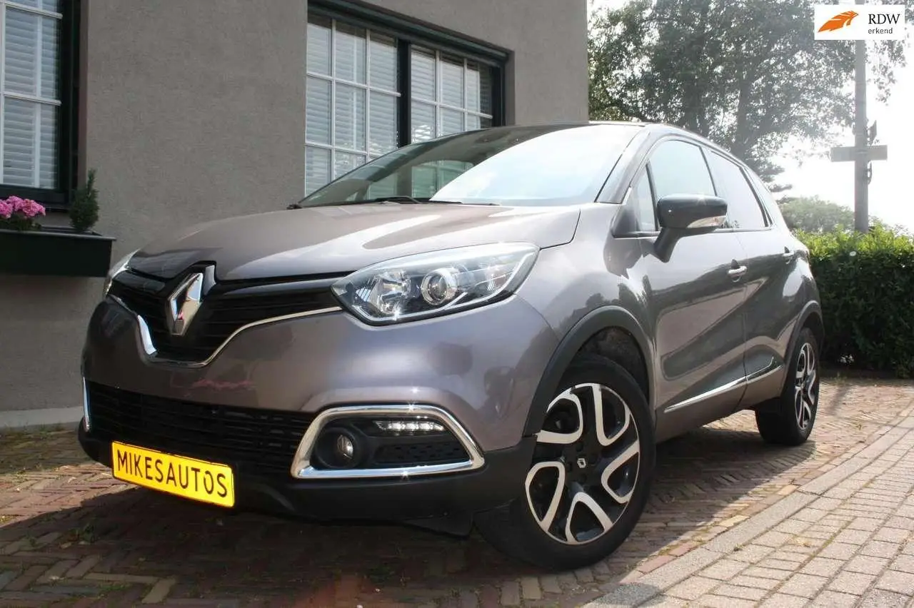 Photo 1 : Renault Captur 2016 Essence