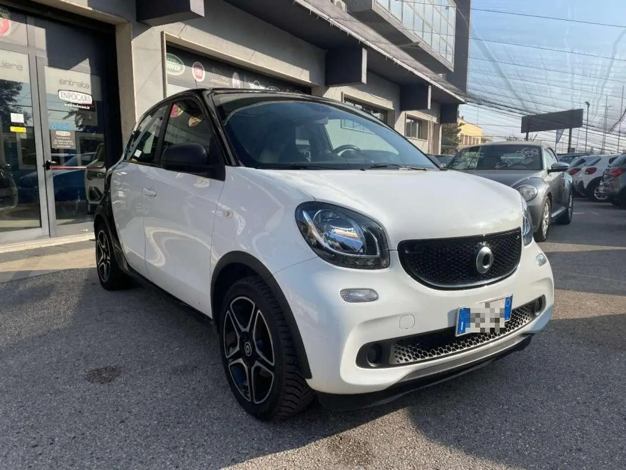 Photo 1 : Smart Forfour 2018 Petrol