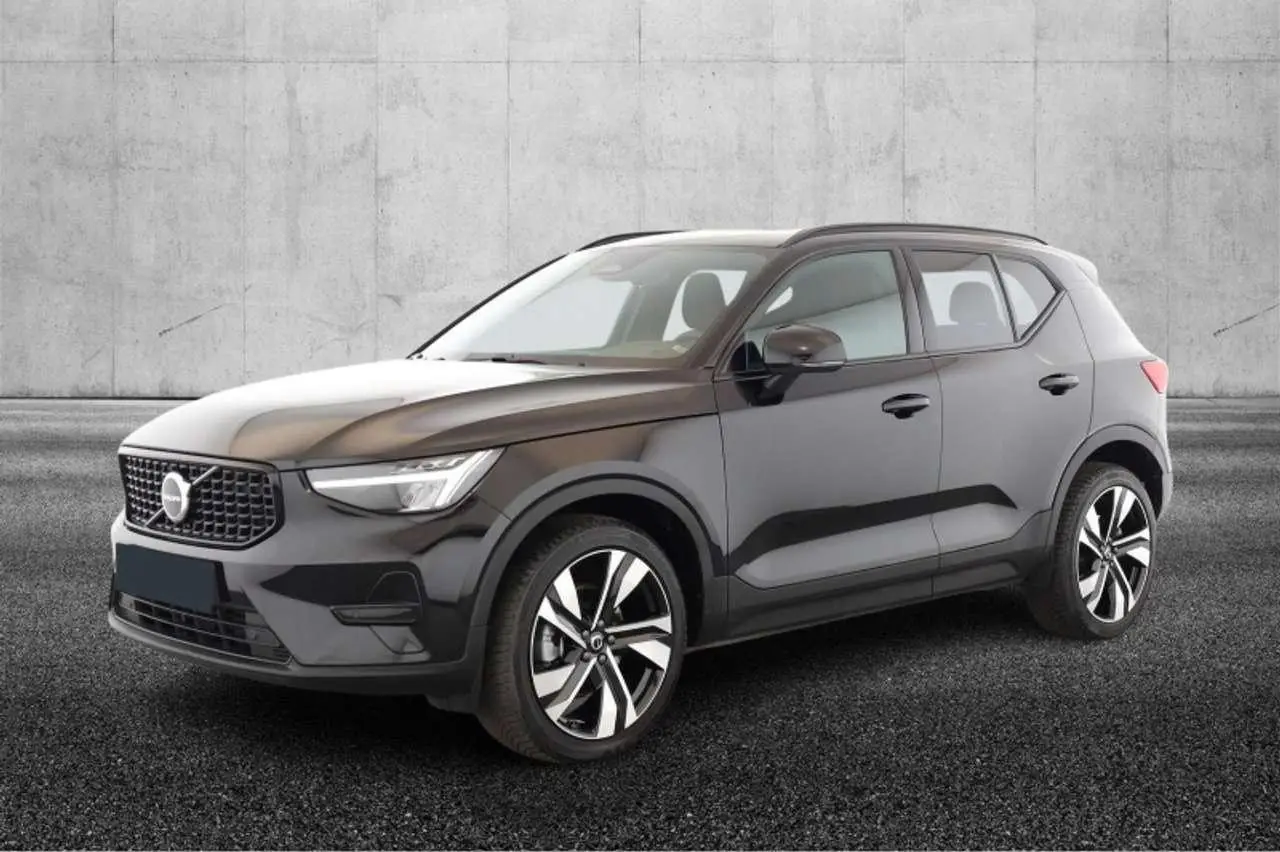 Photo 1 : Volvo Xc40 2023 Hybrid