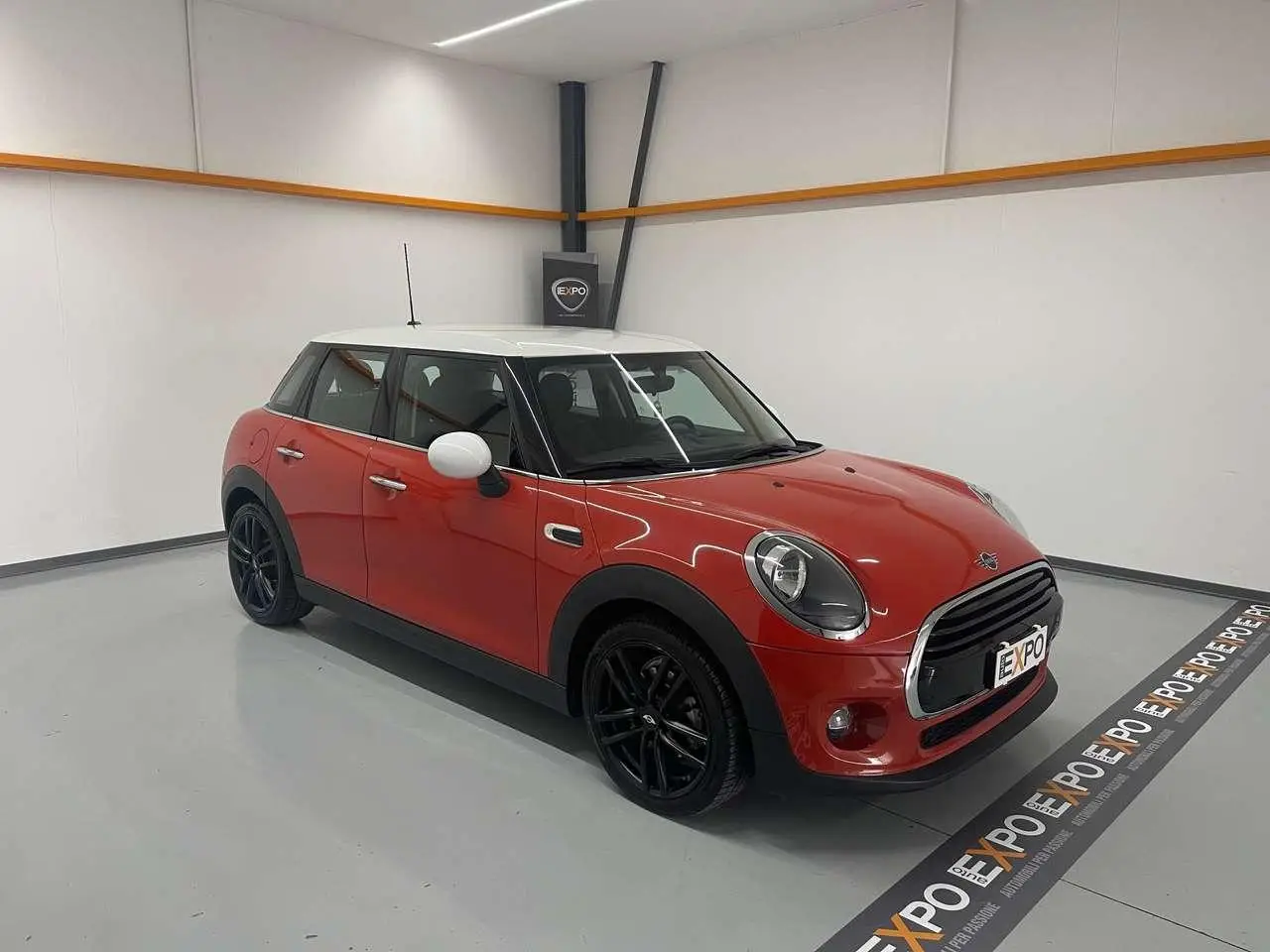 Photo 1 : Mini Cooper 2018 Diesel