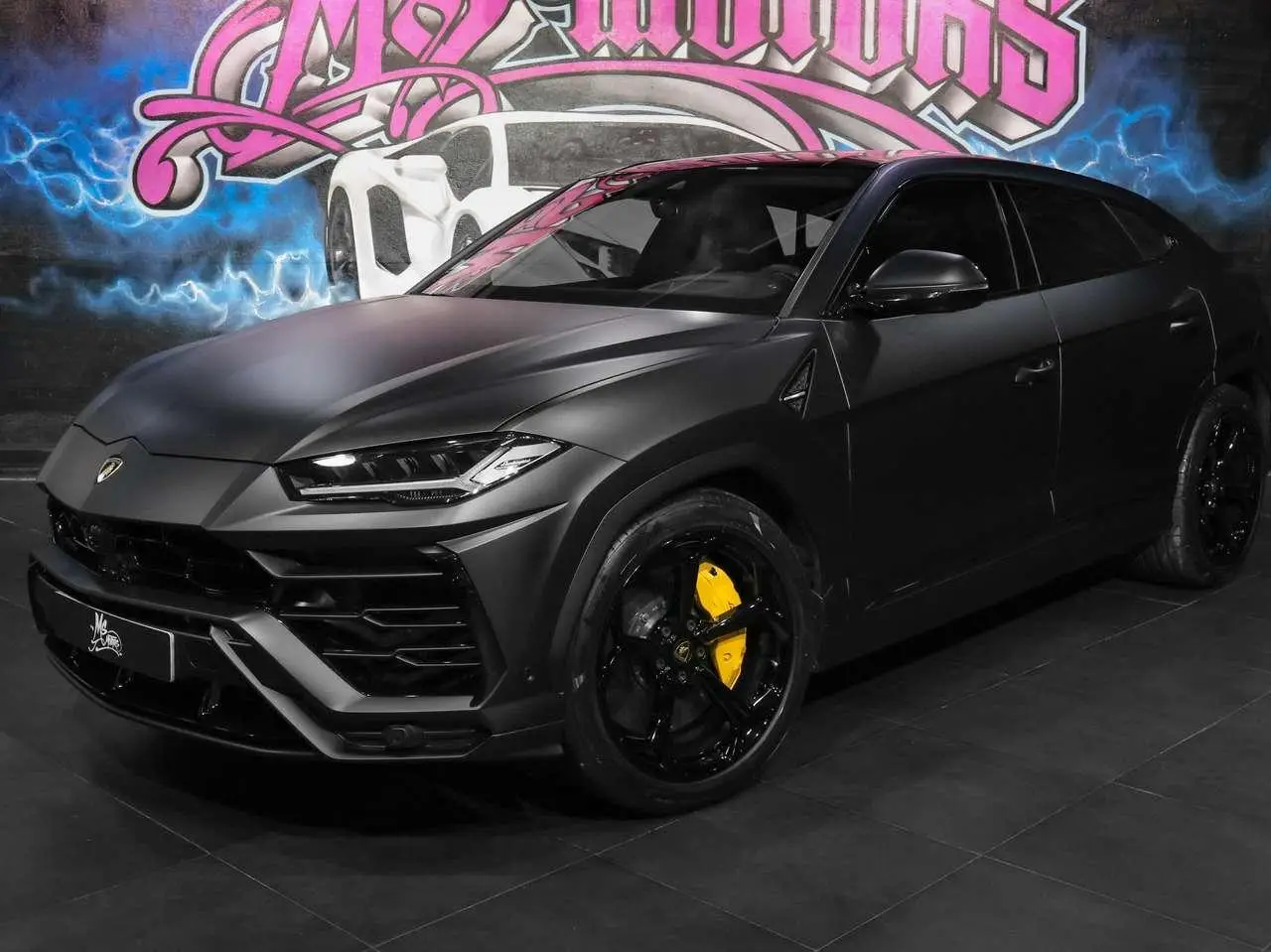 Photo 1 : Lamborghini Urus 2019 Petrol