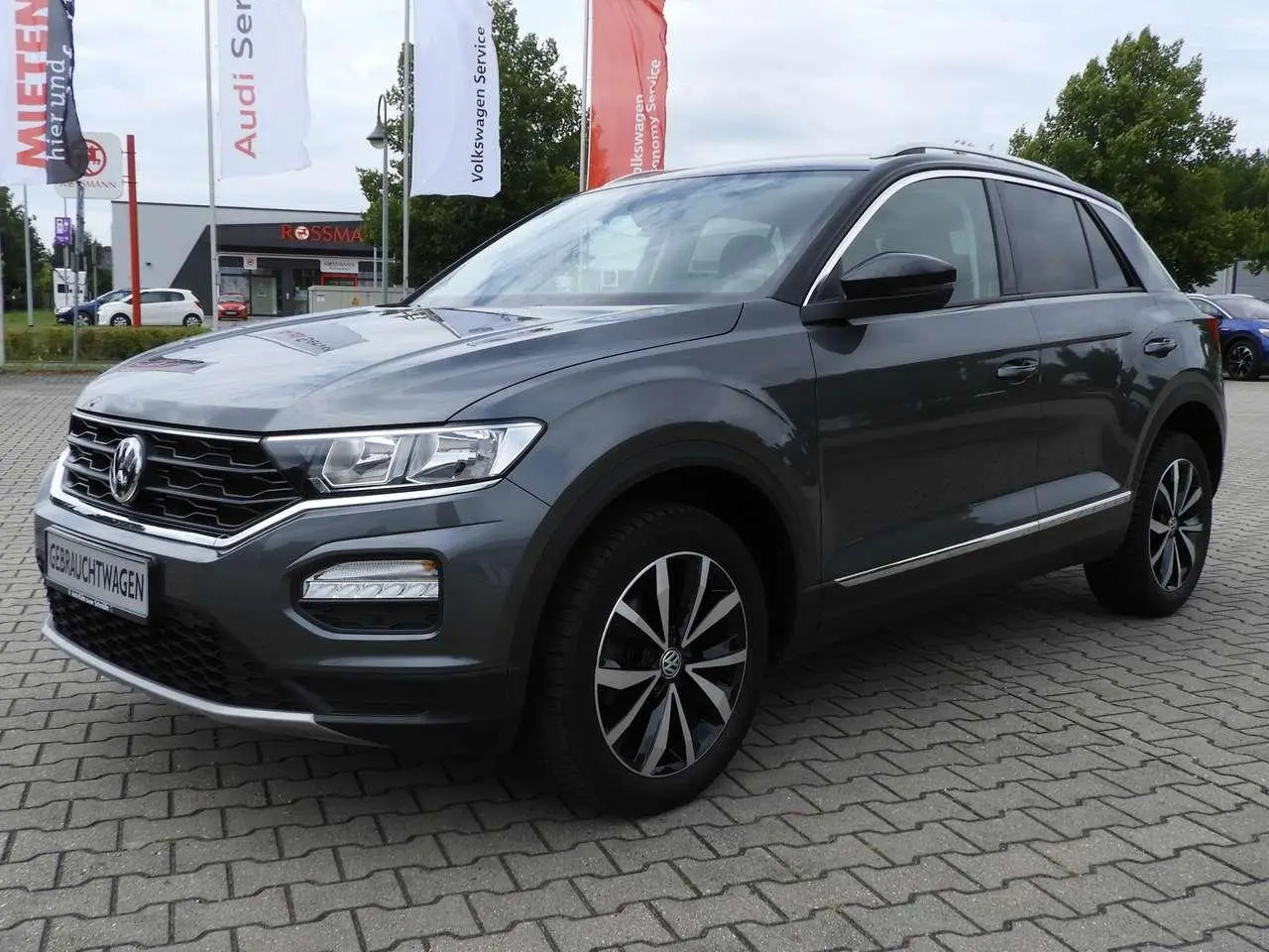 Photo 1 : Volkswagen T-roc 2020 Petrol