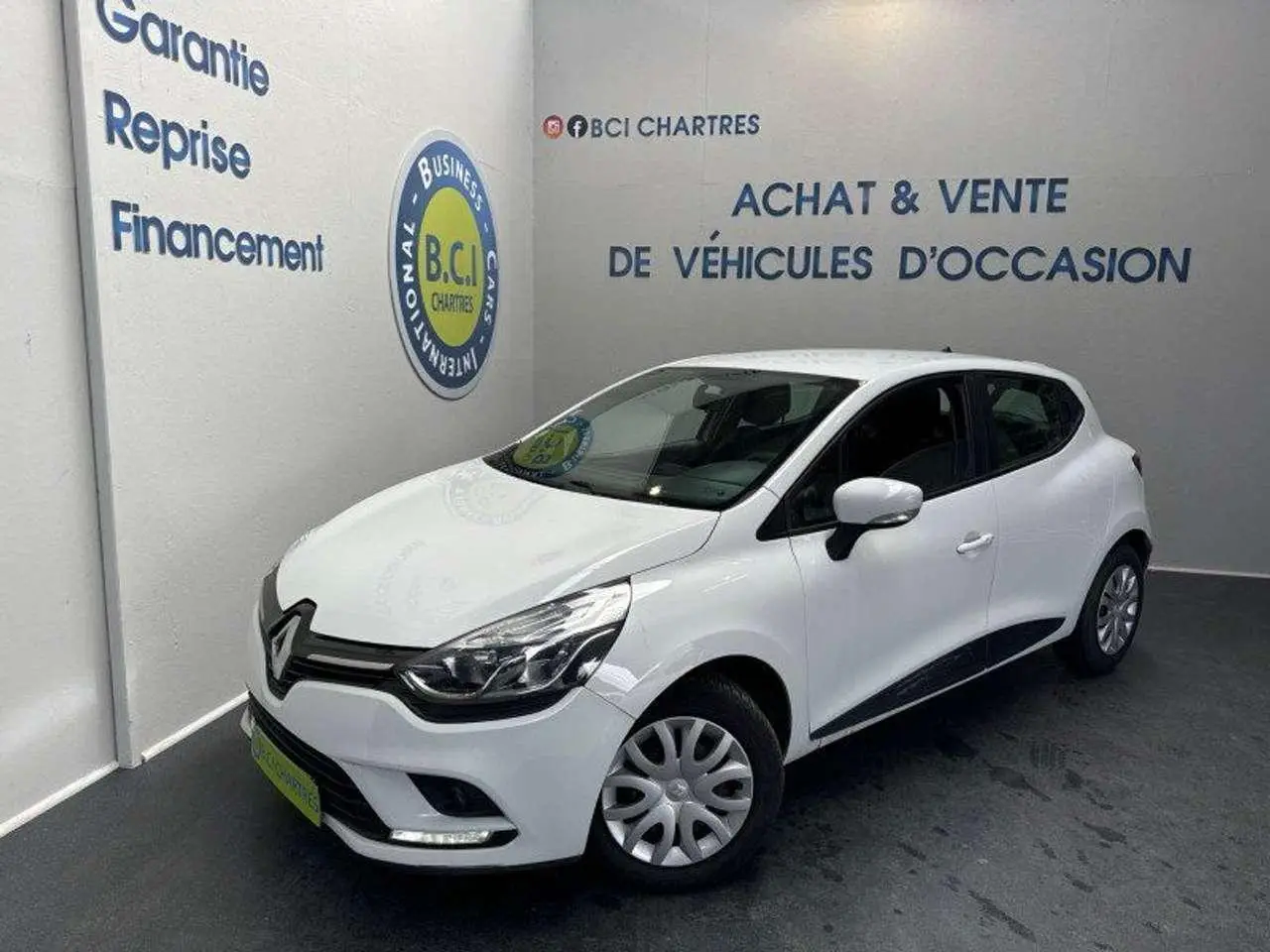 Photo 1 : Renault Clio 2017 Diesel